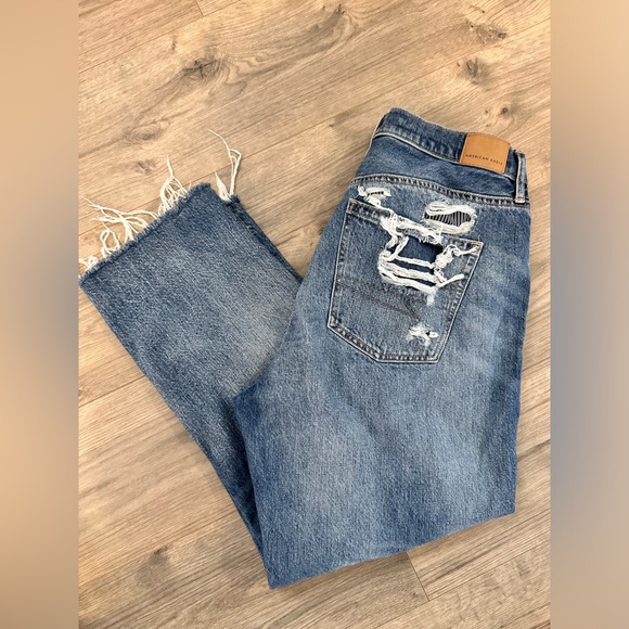 10 S petite American Eagle AEO ripped frayed boyfriend jeans deconstructed 90s - Picture 4 of 6